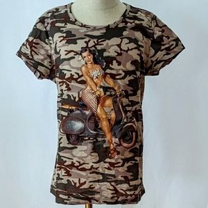Casting Vintage pinup girl army T shirt